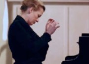 Scriabin’s Priestess: Pianist Anika Vavic Scriabin’s Priestess: Pianist Anika Vavic